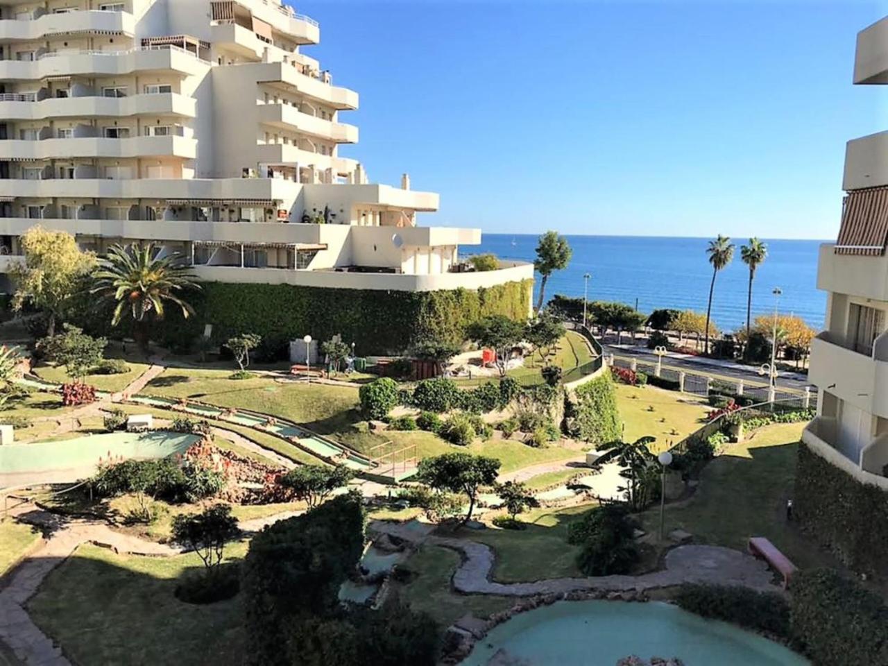 "Vive Benal Beach" Estudios Con Vistas Al Parque Acuatico Benalmádena Eksteriør bilde